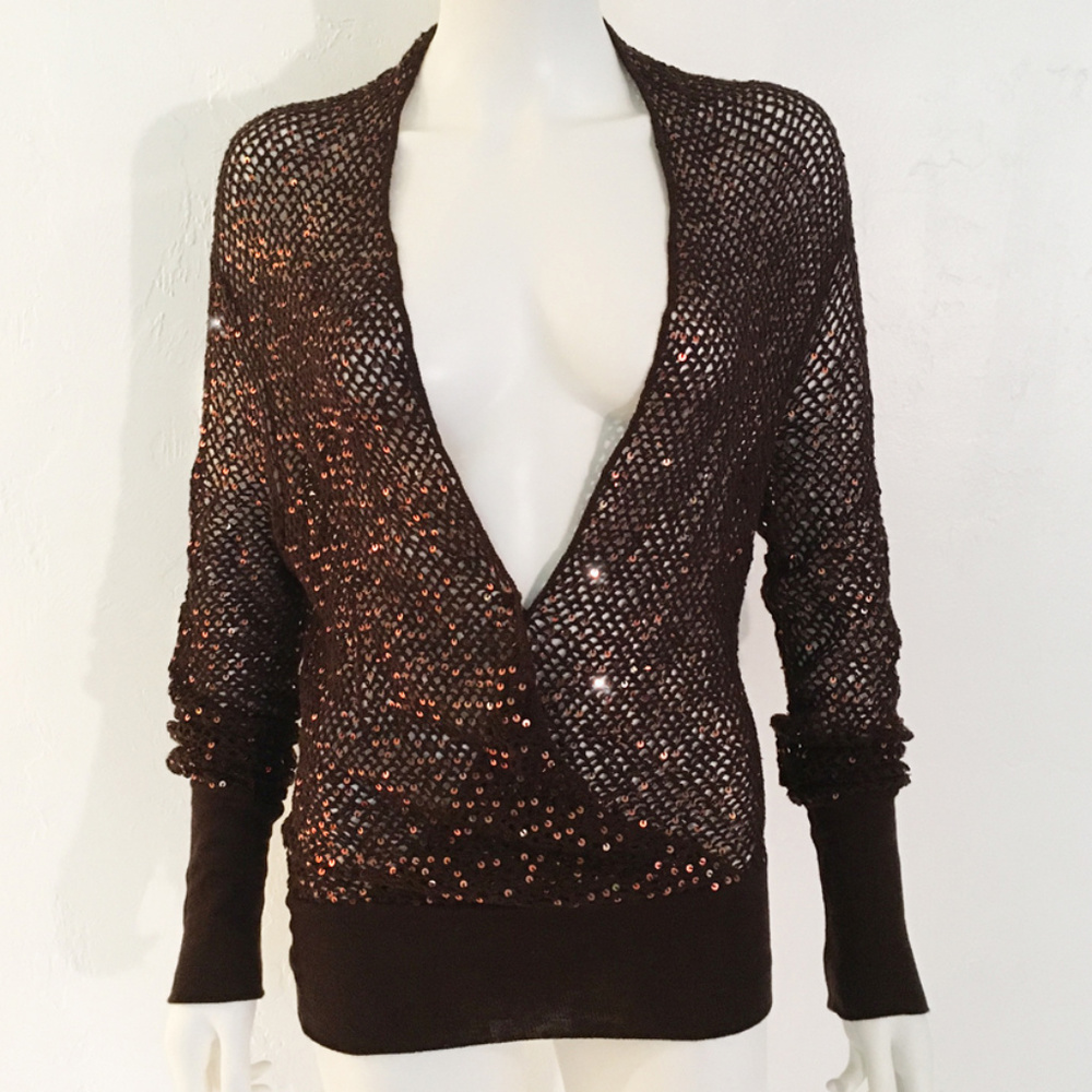 💸 SOLD💸 MaxAzria Crochet Mesh Sweater/Top